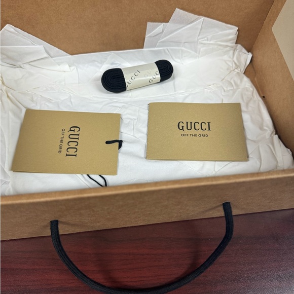 Gucci Tennis Shoes - Picture 14 of 16